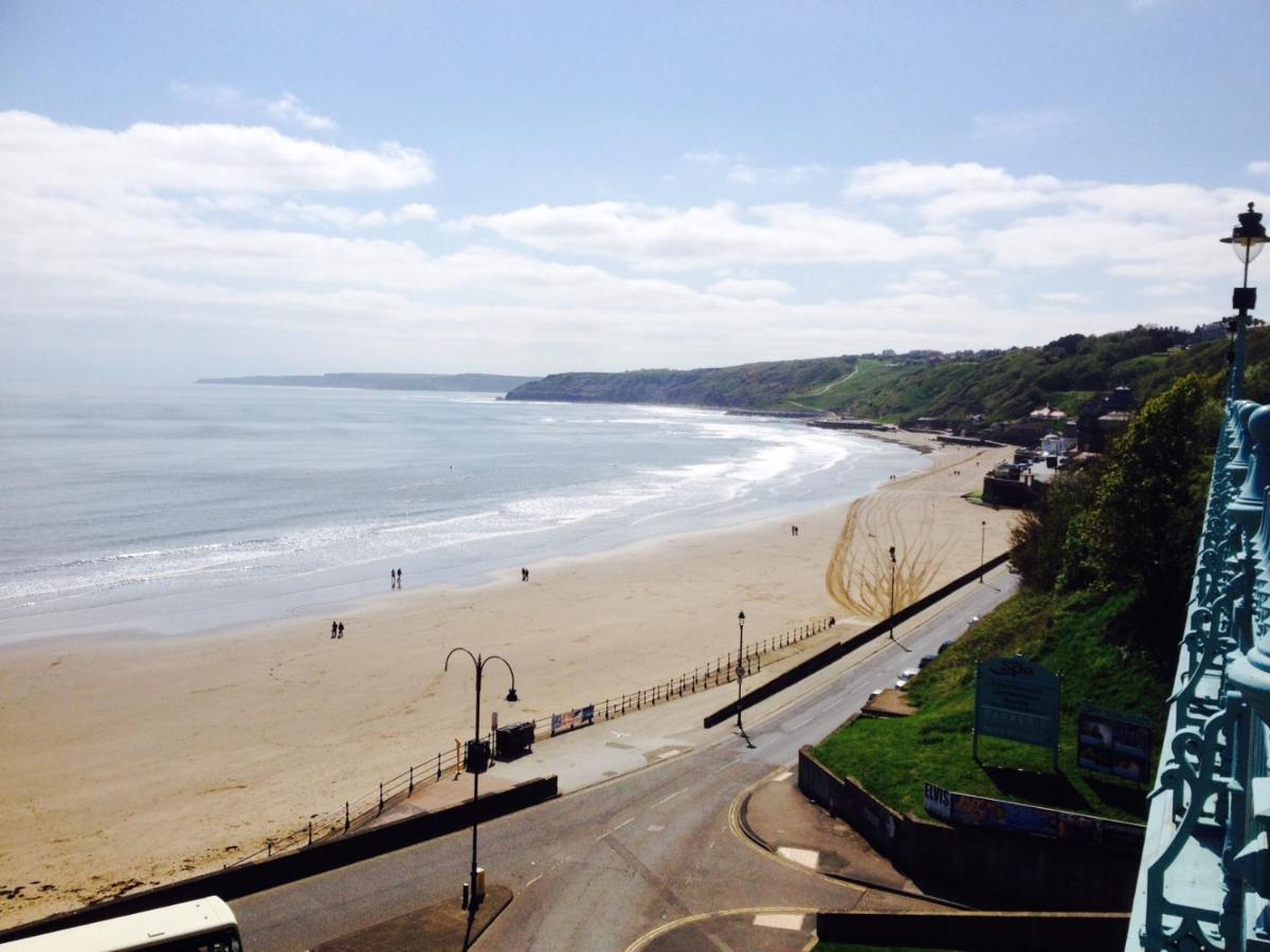Large 5 Bed House In Scarborough Near The Beach, Large Garden & Hot Tub Exterior photo